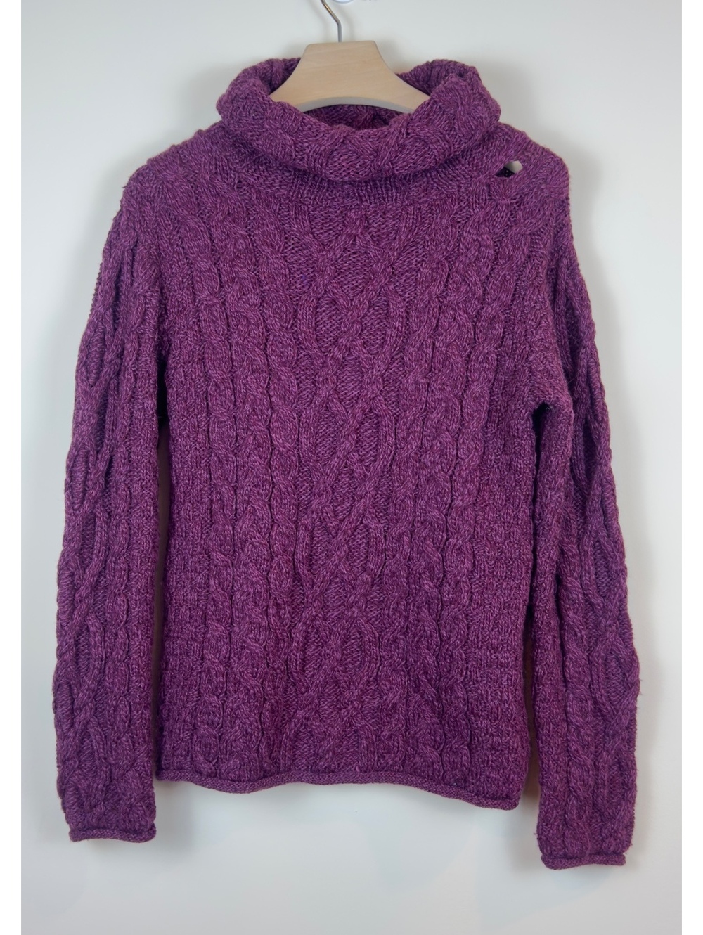 Aran Sweater Market 100% Merino Wool Cable Knit Cowl Neck Purple Sweater M